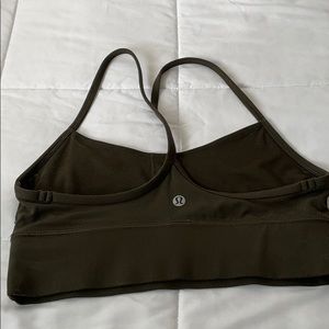 sports bra